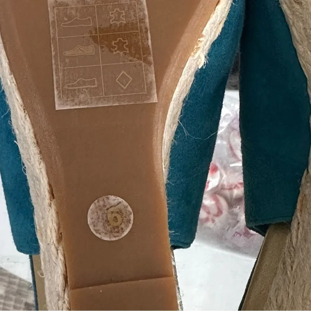Dolce Vita Teal Suede Wedge Sandals Size 6
